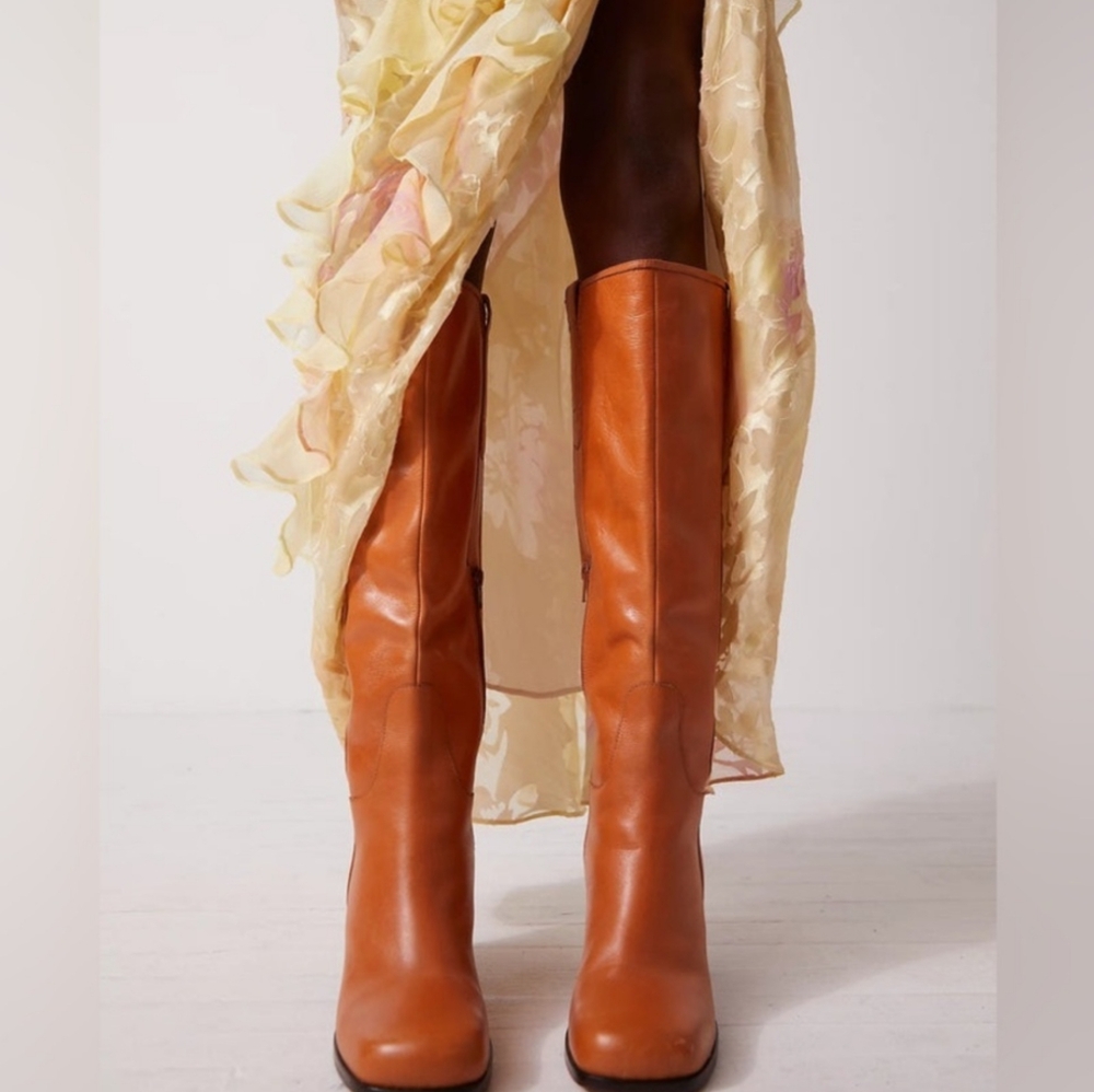 Free People Naomi Tall Heel Boot Taupe 7